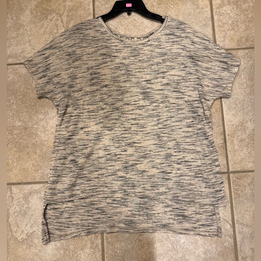 Gibson Latimer Gray Tan Boxy Short Sleeve Tee